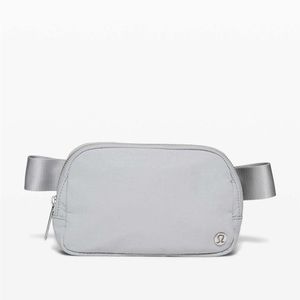 Lululemon Everywhere Belt Bag - Extended Strap
